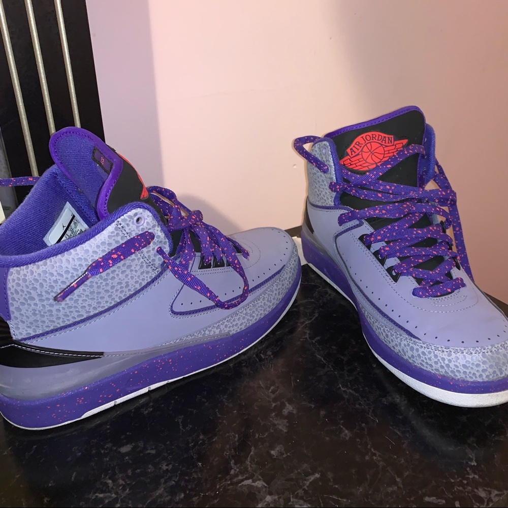 men purple js